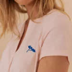 Le_Delicat_Tee-Shirt_Femme_Col-V_2024_Rose