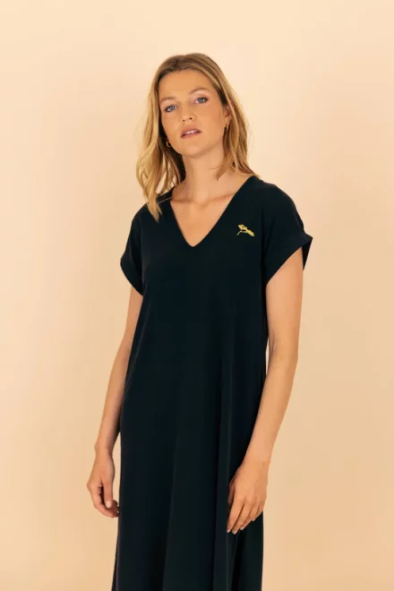 La Brise d'été, La robe noire, en coton et modal , 100% naturelle.