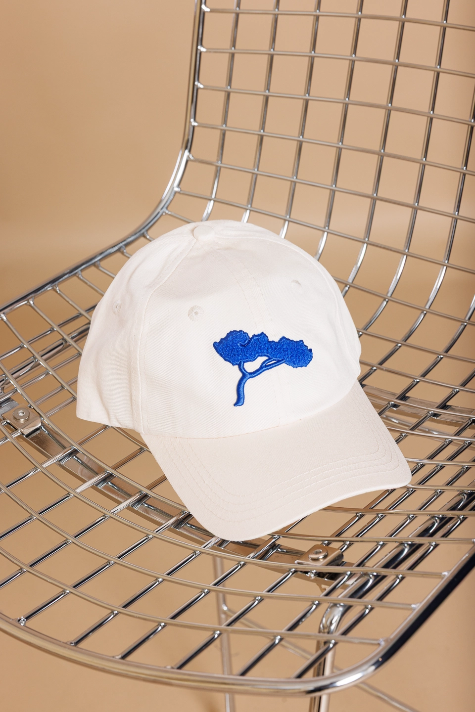 L'Indispensable, Casquette Blanche. – Image 3