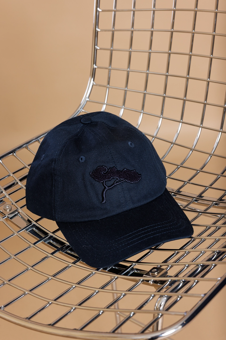 L'indispensable, Casquette Bleu Marine. – Image 3