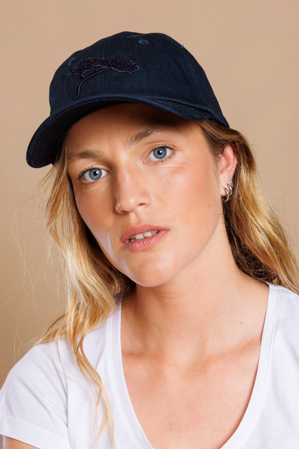 L'indispensable, Casquette Bleu Marine.
